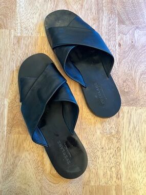 Everlane Black Leather Crossover Sandals Women's US size 8